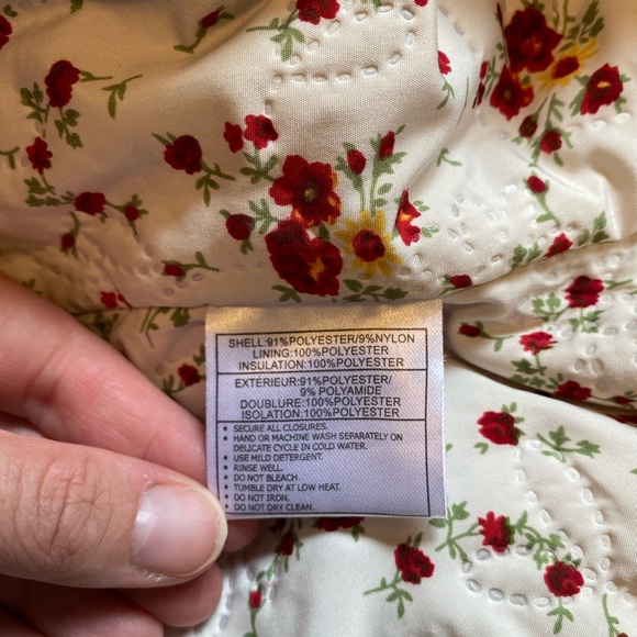 Ariat Women’s Red Zip-up Jacket Size Small - Picture 12 of 16